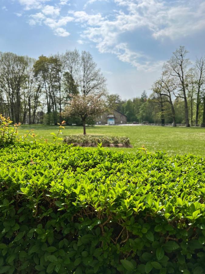 Апартаменты Aux Hameaux Des Thermes Bagnoles de l'Orne Normandie Экстерьер фото